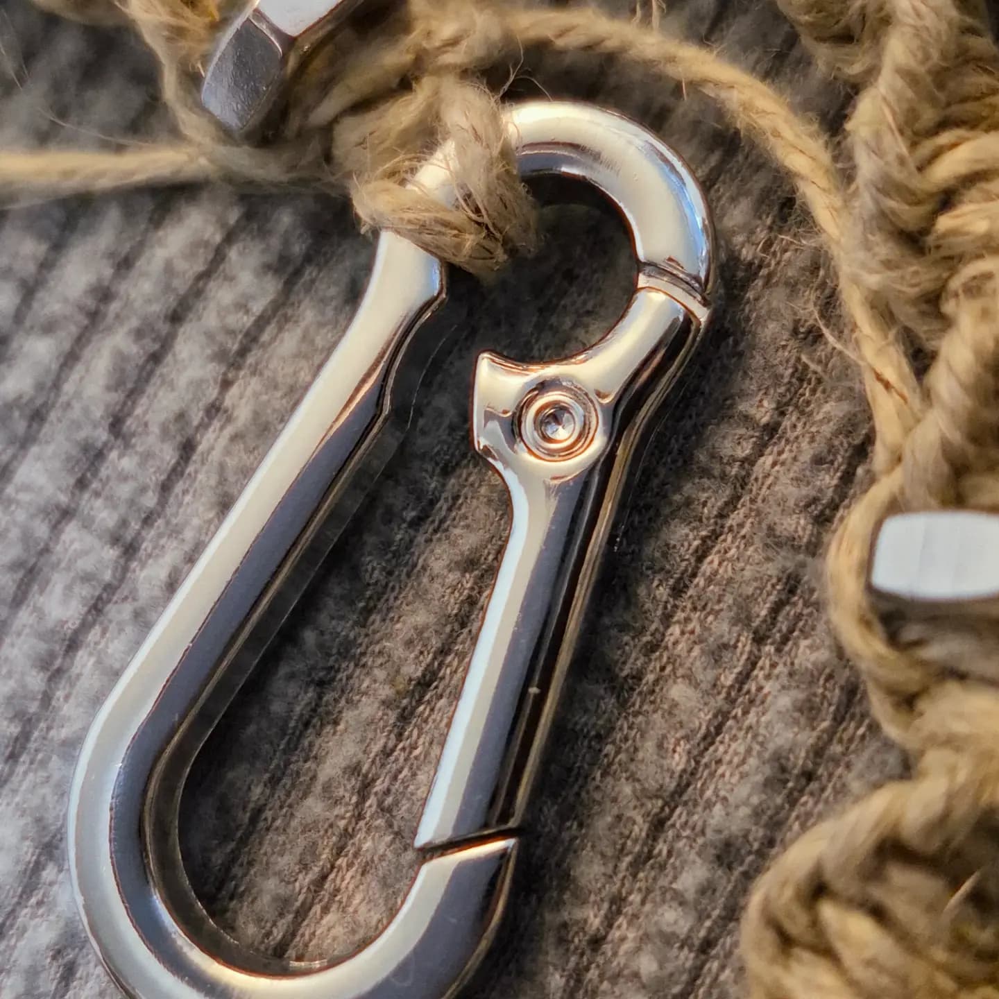 Twisted hemp lanyard — view 3